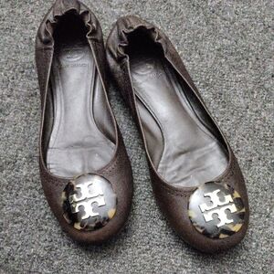 Tory Burch "Reva" Brown Leather Ballet Flats with Tortoise Logo